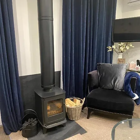 Balcony House In Apartamento Kendal