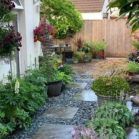 Balcony House In Daire Kendal