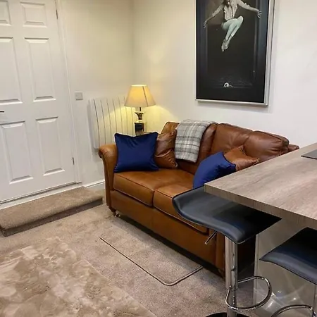 Daire Balcony House In Kendal